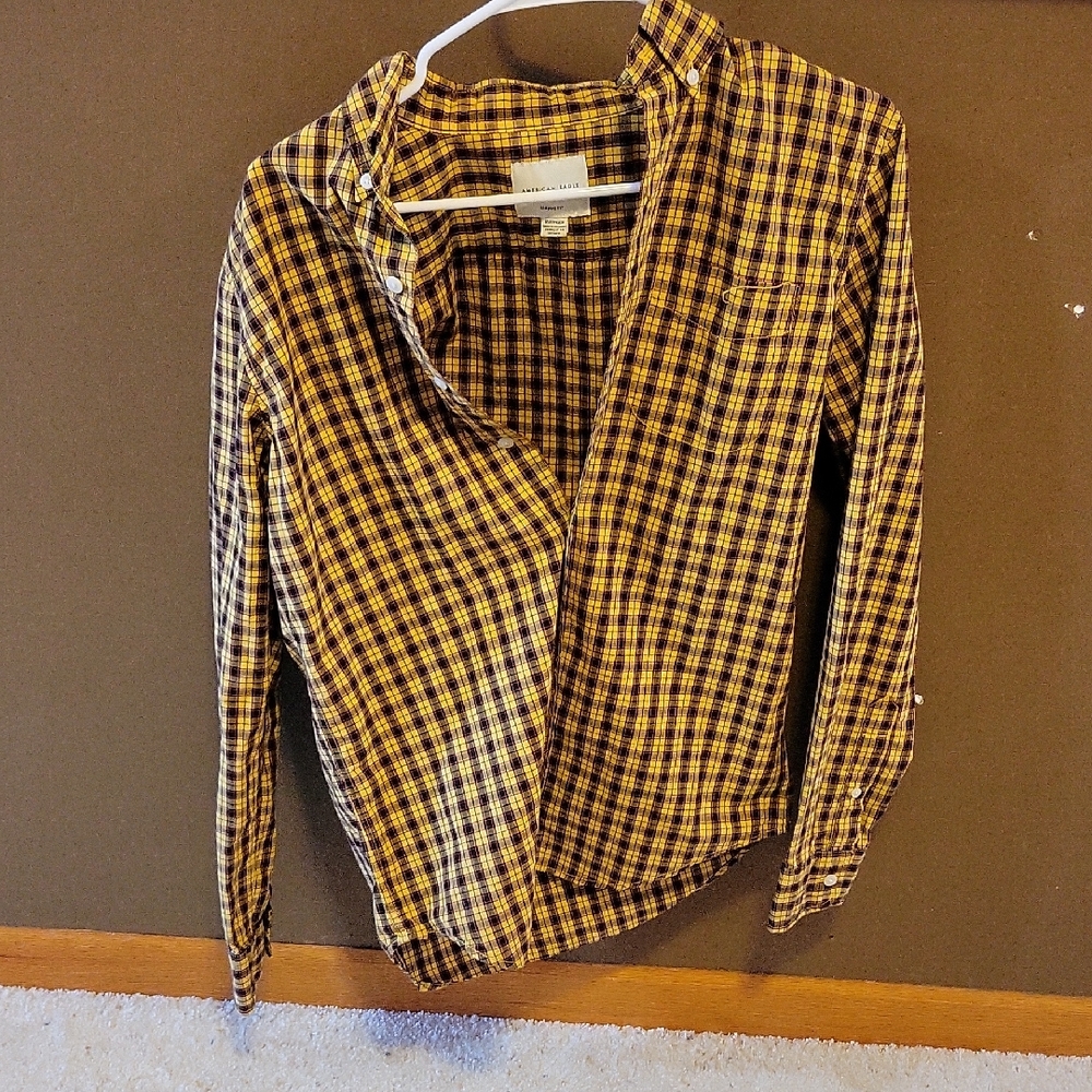 American Eagle Yellow and Black Plaid Shirt